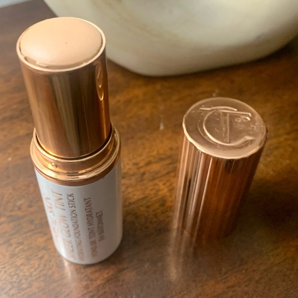 Charlotte Tilbury unreal skin glow hydrating foundation stick - Picture 3 of 5
